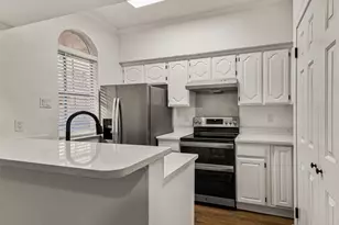 6318 Richmond Ave, Dallas, TX 75214 - Photo 9