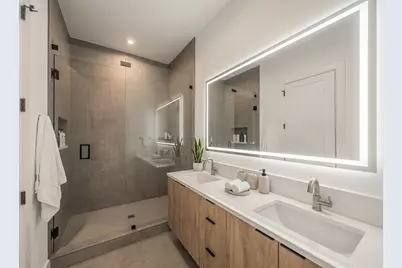 2523 Hondo Avenue #102, Dallas, TX 75219 - Photo 15