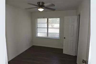 1612 N Anglin Street, Cleburne, TX 76031 - Photo 7