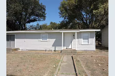 1612 N Anglin Street, Cleburne, TX 76031 - Photo 3