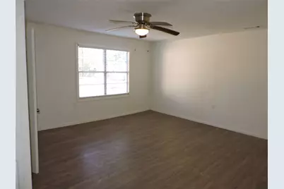 1612 N Anglin Street, Cleburne, TX 76031 - Photo 15