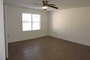 1612 N Anglin St, Cleburne, TX 76031 - Photo 15