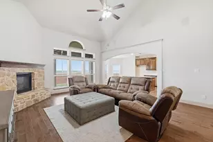 8700 Treehouse Ct, Fort Worth, TX 76123 - Photo 7