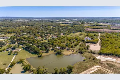 5547 Woodland Hills Drive, Denton, TX 76208 - Photo 27