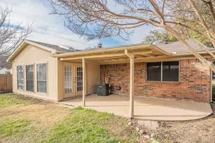 5232 Dunson Dr, Haltom City, TX 76148 - Photo 39