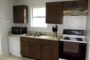 5232 Dunson Dr, Haltom City, TX 76148 - Photo 11