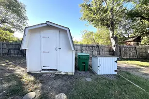 1508 Ross Ave, Carrollton, TX 75006 - Photo 23