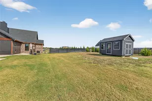 6810 Hunnington Dr, Sanger, TX 76266 - Photo 33