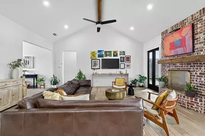 6810 Hunnington Drive, Sanger, TX 76266 - Photo 7