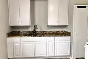 5010 Sunshine Dr, Fort Worth, TX 76105 - Photo 7