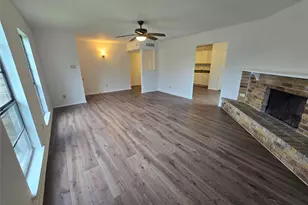 7533 Parkwood Ln, Fort Worth, TX 76133 - Photo 3