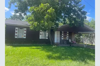 810 E Navarro Avenue, Mart, TX 76664 - Photo 1