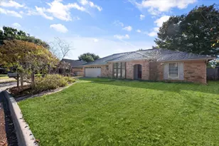 1106 Almond Dr, Mansfield, TX 76063 - Photo 1