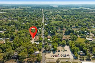 401 S Donoho St, Clarksville, TX 75426 - Photo 3