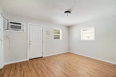 401 S Donoho Street, Clarksville, TX 75426 - Photo 9