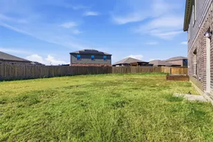 313 Drew Ct, Ferris, TX 75125 - Photo 23