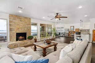 22766 Diamond Bay Dr, Frankston, TX 75763 - Photo 7