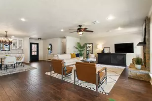 22766 Diamond Bay Dr, Frankston, TX 75763 - Photo 7