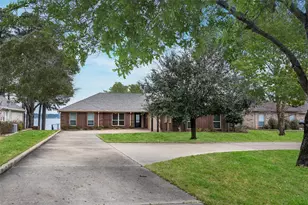 22766 Diamond Bay Dr, Frankston, TX 75763 - Photo 3