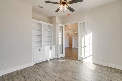 9025 Valley Oak Court, Springtown, TX 76082 - Photo 5