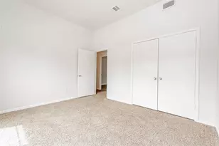 10438 High Hollows Dr, Dallas, TX 75230 - Photo 9