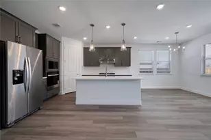 2456 Flatiron Dr, Corinth, TX 76210 - Photo 9