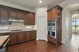 3060 England Pkwy, Grand Prairie, TX 75054 - Photo 11