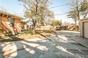 6556 St Moritz Ave, Dallas, TX 75214 - Photo 27