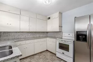 6556 St Moritz Ave, Dallas, TX 75214 - Photo 15