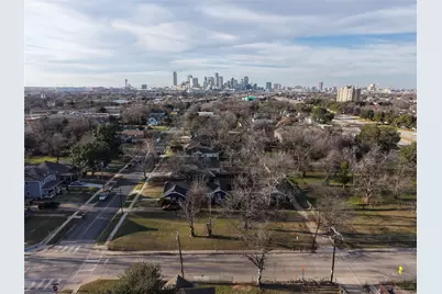 1627 E Woodin Boulevard, Dallas, TX 75203 - Photo 3