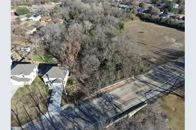 1627 E Woodin Boulevard, Dallas, TX 75203 - Photo 5