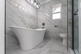 11300 Smallwood Dr, Burleson, TX 76028 - Photo 29