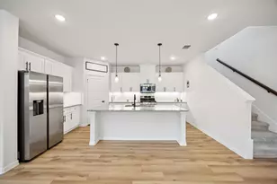 1877 Lakemont Dr, Van Alstyne, TX 75495 - Photo 9