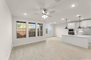 655 Sandiford Ct, Mansfield, TX 76063 - Photo 5