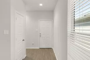 1713 Mdw Crst Dr, Aubrey, TX 76227 - Photo 3