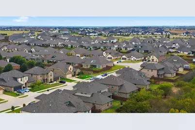 813 Comal Drive, Mansfield, TX 76063 - Photo 37