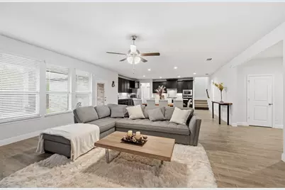 813 Comal Drive, Mansfield, TX 76063 - Photo 11