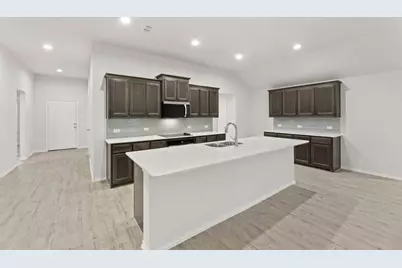 2609 Streamside Drive, Burleson, TX 76028 - Photo 5