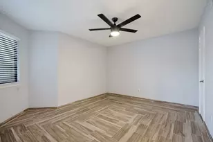 2310 Balsam Dr, Arlington, TX 76006 - Photo 11