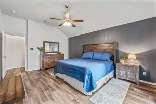 4304 Lucero Dr, Granbury, TX 76048 - Photo 13