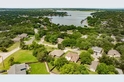 4304 Lucero Drive, Granbury, TX 76048 - Photo 29