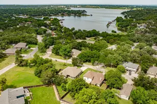 4304 Lucero Dr, Granbury, TX 76048 - Photo 29