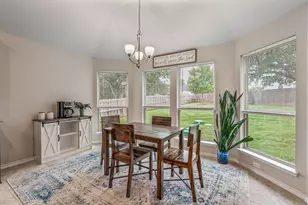 4304 Lucero Dr, Granbury, TX 76048 - Photo 11