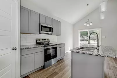 432 Wilshire Avenue, Azle, TX 76020 - Photo 13