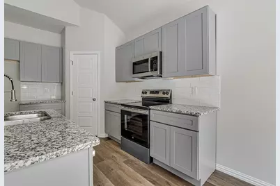 432 Wilshire Avenue, Azle, TX 76020 - Photo 11