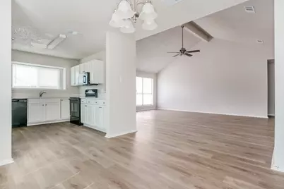 900 Blewitt Drive, Cedar Hill, TX 75104 - Photo 5