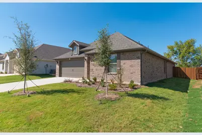 1017 Verde Valley Lane, Crowley, TX 76036 - Photo 3