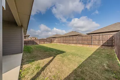 913 Stamford Way, Fort Worth, TX 76247 - Photo 29