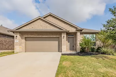 913 Stamford Way, Fort Worth, TX 76247 - Photo 1