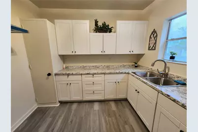 805 E Palestine Street, Mexia, TX 76667 - Photo 5